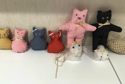 Un bote lleno de lapiceros